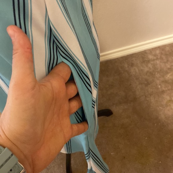 Sunday Morning Casual Dress with Pockets - Picture 5 of 9